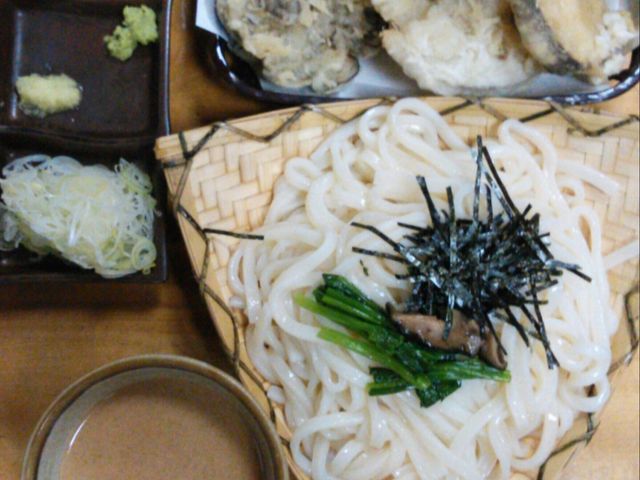 ごまだれで食べても美味しい。_水沢うどん 大澤屋(第二店舗)
