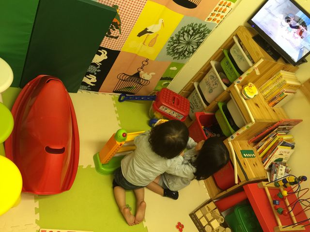 おもちゃがものすごい詰まってますが大きくはないです。_smudge commu スマッジ コミュ