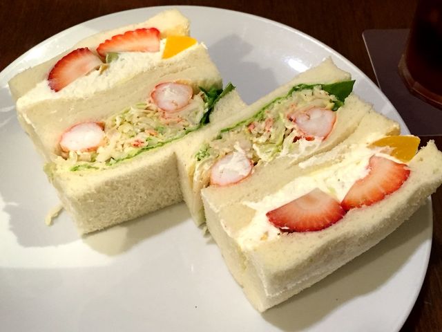 フルーツ&タラバガニサンド_さえら