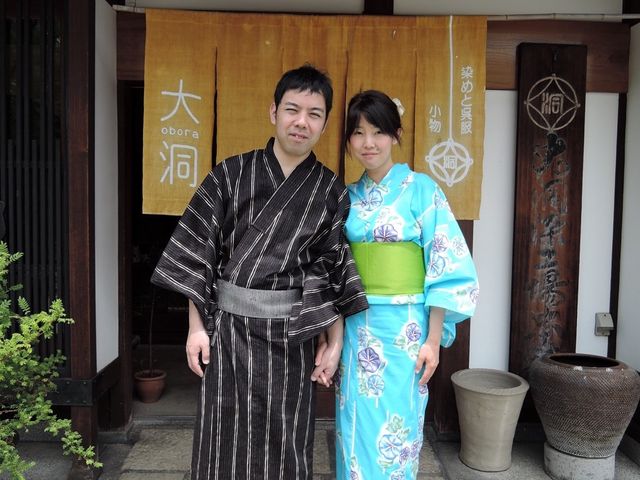 お店の前で撮って頂きました(*^^*)_染と呉服大洞