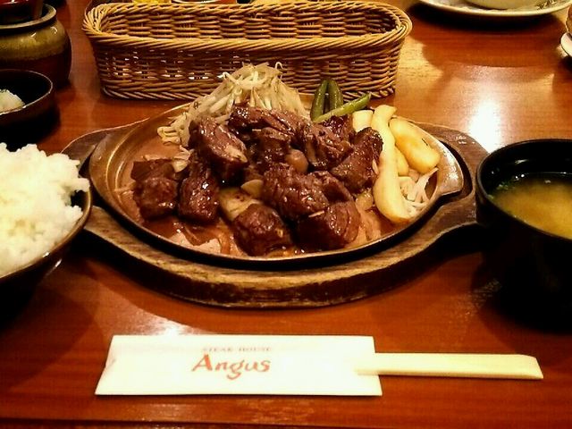 ランチメニュー_アンガスデイトス店