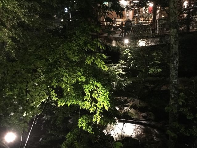 お店の外から…_喜多山