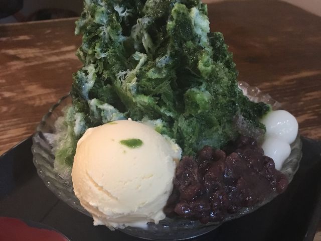 カキ氷抹茶_和biカフェ 母家 おやつモダン花野季