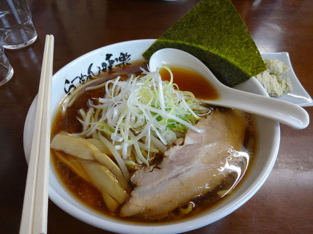 焼き醤油ラーメン_味楽