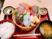 よっしーさんの築地食堂 源ちゃん マークイズみなとみらい店の投稿写真2