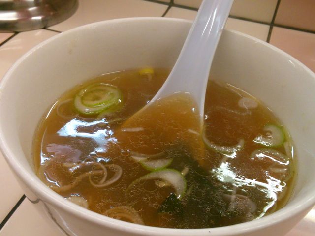 チャーハンについてきたスープ_伊豆っ子ラーメン