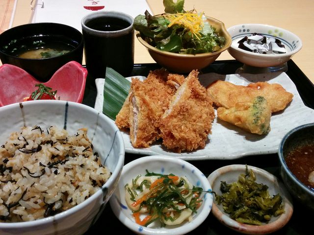 つむぎ