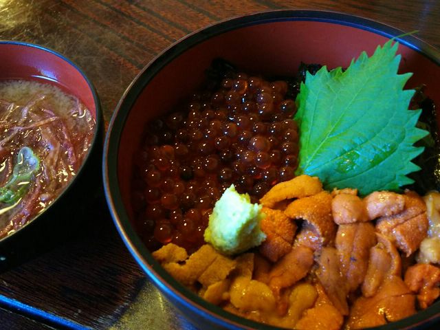 うにいくら丼 3240円_錦