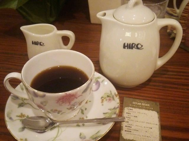 カウンターにて_ヒロコーヒー 大丸梅田店