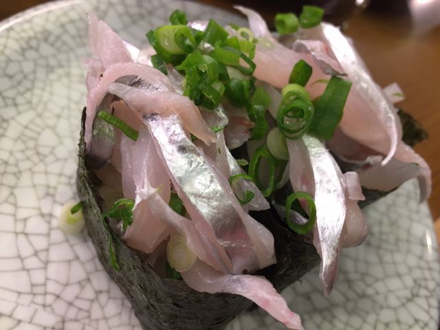 太刀魚の軍艦_亀正くるくる寿し横断道路店