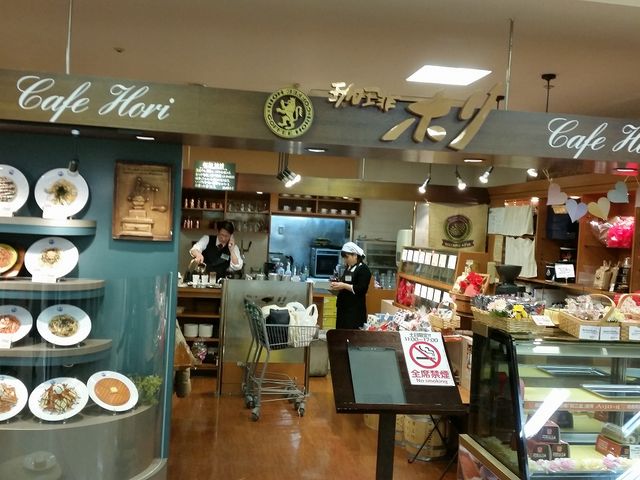 珈琲ホリアピタ店