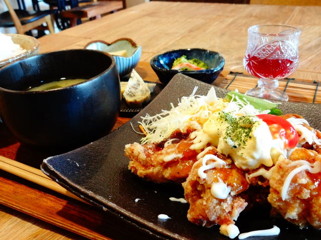 ふわふわチキン南蛮_CAFE ROOM BAZZ LIGHT