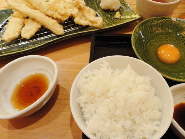 天ぷらが揚げたてで美味しかった。_寅福 ルミネ大宮店