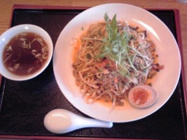 【限定メニュー】汁なし担々麺:950円(税込)_中華ダイニング 大黒屋