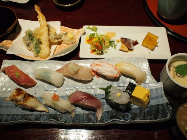 ランチ_廻転鮨処うみ(海幸)の宴松本店