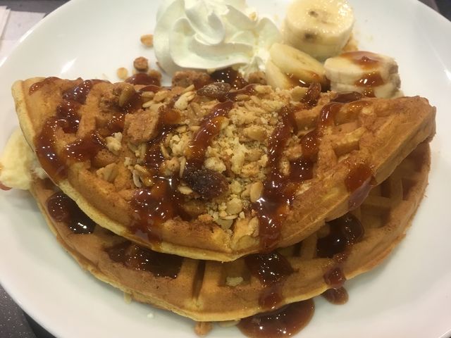 キャラメルワッフル美味しかったです(^-^)_タリーズコーヒー 札幌ステラプレイス店