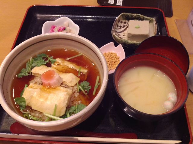 見るからにオシャレです。_嵯峨とうふ・稲・北店