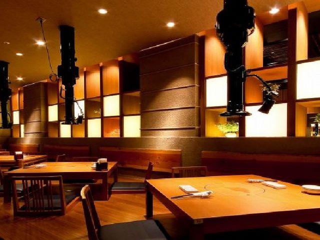 店内_炭火焼肉 炎家