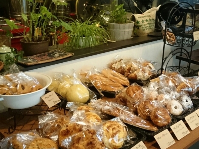 パンなど_Cafe ZIKKA