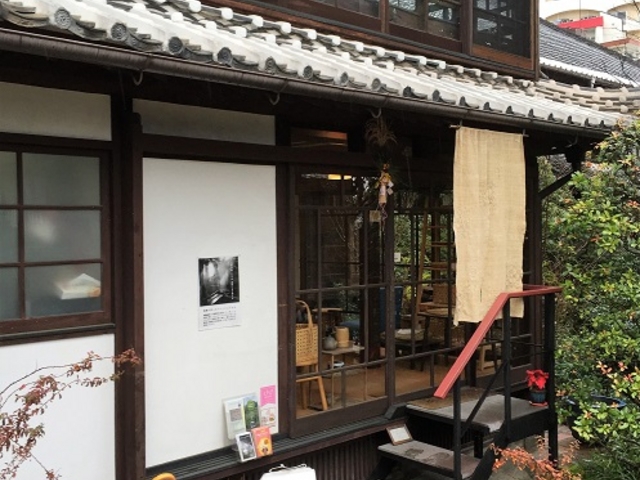 ギャラリー_冨士屋Gallery 一也百 ―はなやもも―