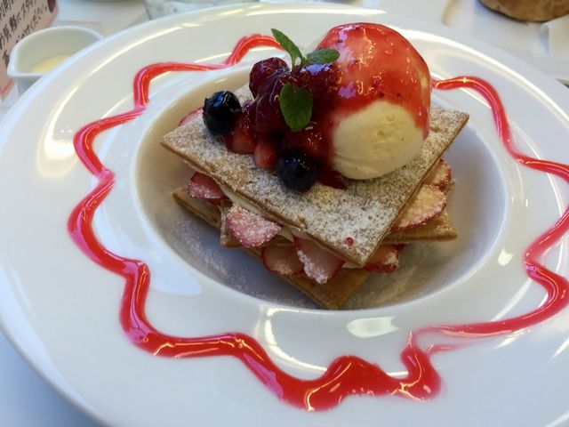 ミルフィーユ_パティスリー ドゥ・エ・タンドゥル 函館花園店