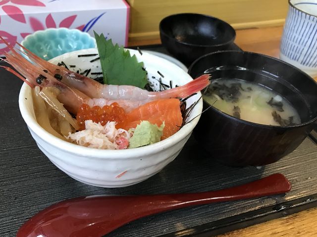 海鮮丼_味鮮まえかわ