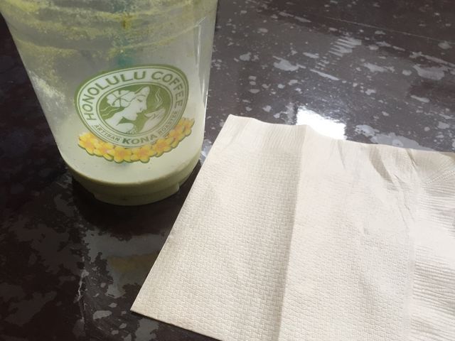 すみません、ほぼ飲んでしまいましたが。抹茶フロストでした。。。_ホノルルコーヒー ららぽーと横浜店