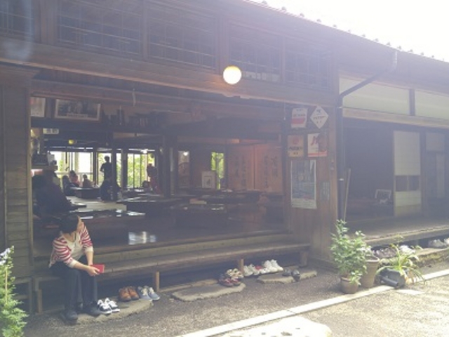 田楽保存会 上り口_高森田楽保存会