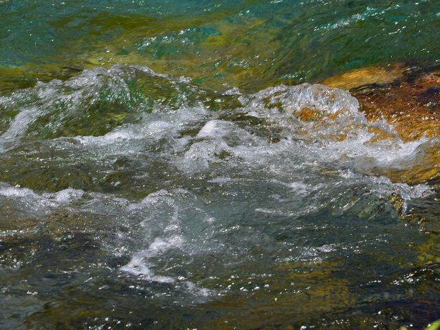 上高地梓川の清流_上高地梓川の清流