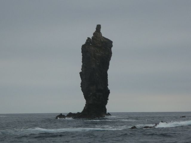 火が消えた後の侘しさ…みたいな?_ローソク島