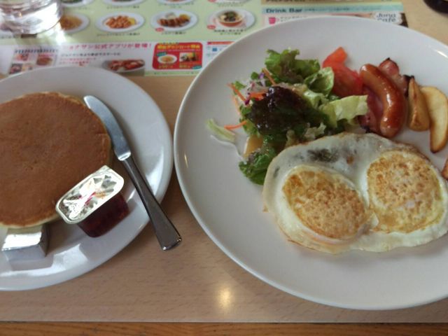 モーニング_ジョナサン愛川町店
