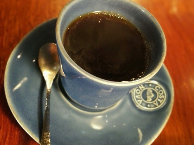 コーヒーカップは一人ひとり違います。_Cafe naka蔵