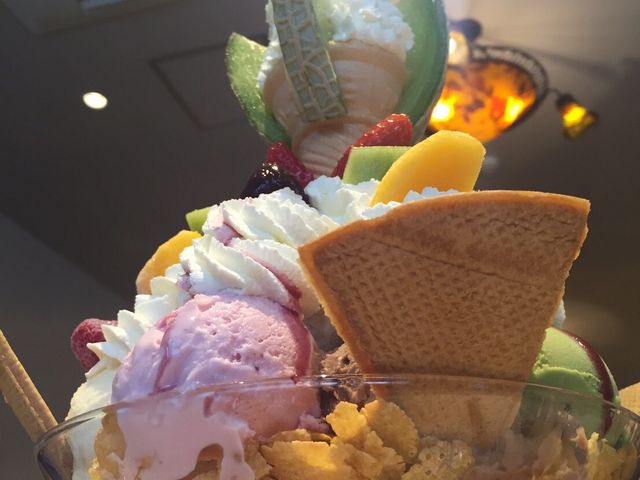 そびえたつパフェ_雪印パーラー