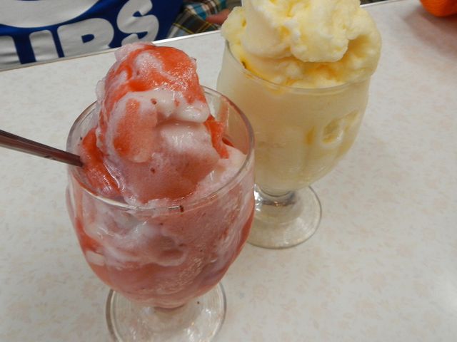 イチゴミルクとミルクセーキ_玉屋サントノーレ
