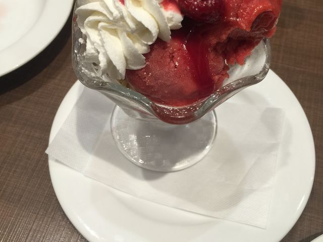 誕生日のパフェ_フォルクス 稲毛店