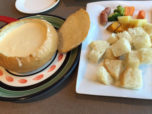チーズフォンデュ_ふらのワインハウス