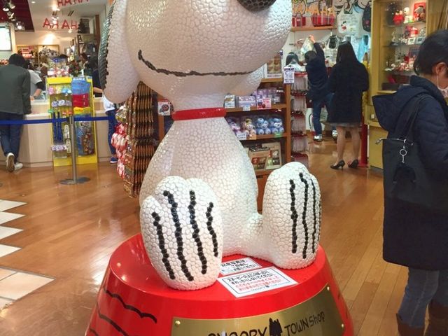 大きなスヌーピー_「スヌーピータウンショップ」横浜店