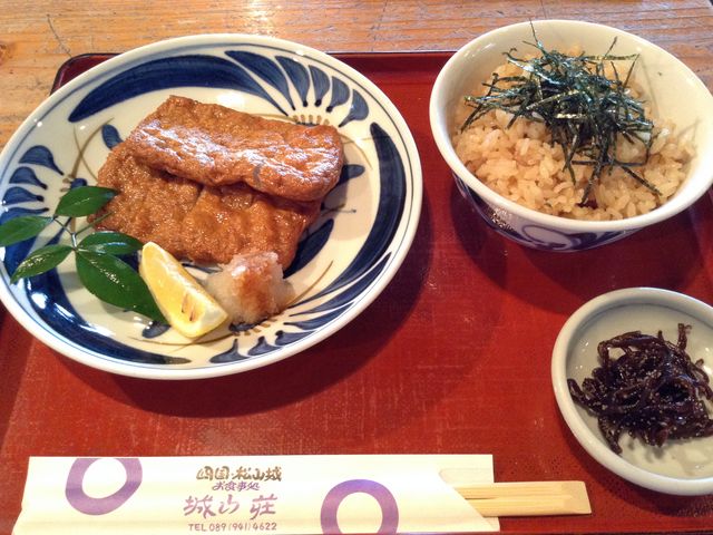 じゃこ天と鯛めし_城山荘