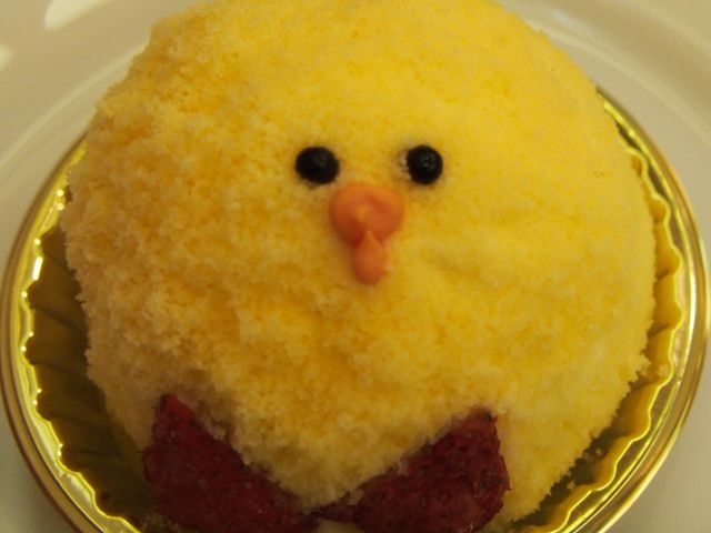 ケーキ(ひよこのピッピ)¥550_純喫茶 アメリカン