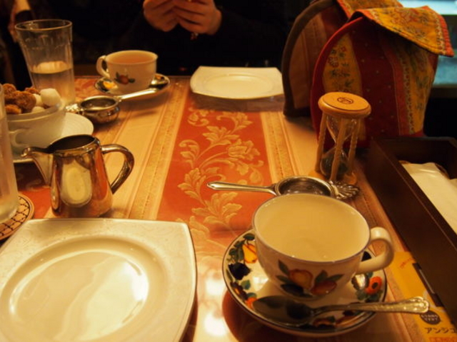 紅茶_サロン・ド・テ・アルション 法善寺本店
