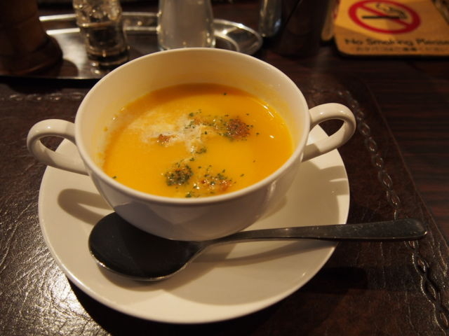 スープ_グリルばらの木