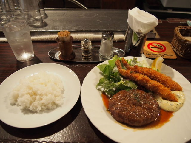 テリ焼きハンバーグと海老フライ¥1500_グリルばらの木
