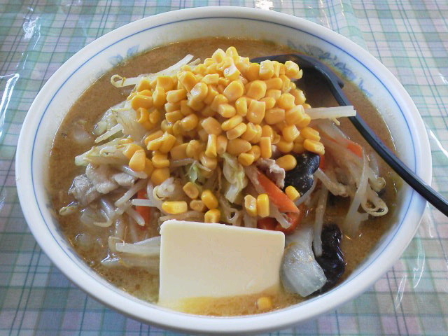 味噌バターラーメン_ラーメンハウス満久