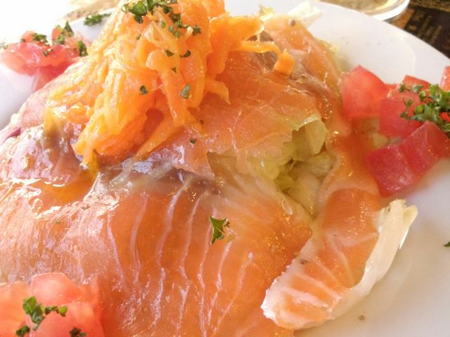前菜だけでこのボリューム!_ボンジュール食堂