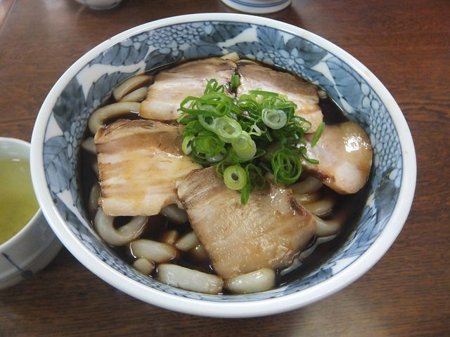 焼豚伊勢うどん大盛り_つたや