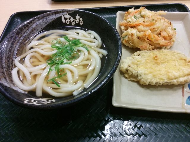 かけうどんと天ぷら_はなまるうどん 吉祥寺南口店