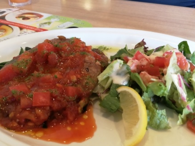 イタリアンや和食など料理の種類が多いのがうれしいです_ガスト 清水口店