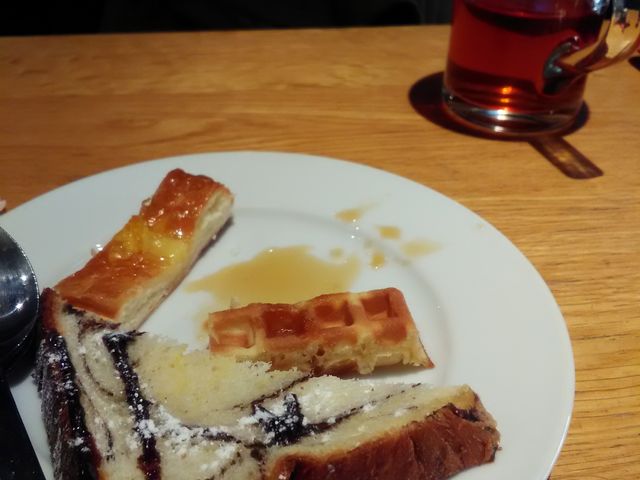 ケーキ_茶屋町 ファクトリーカフェ