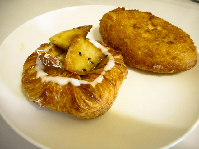 カレーパンなど_ベーカリーじゅりあん