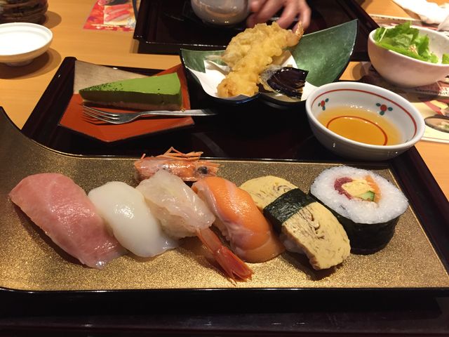 ランチ_海座福井開発店